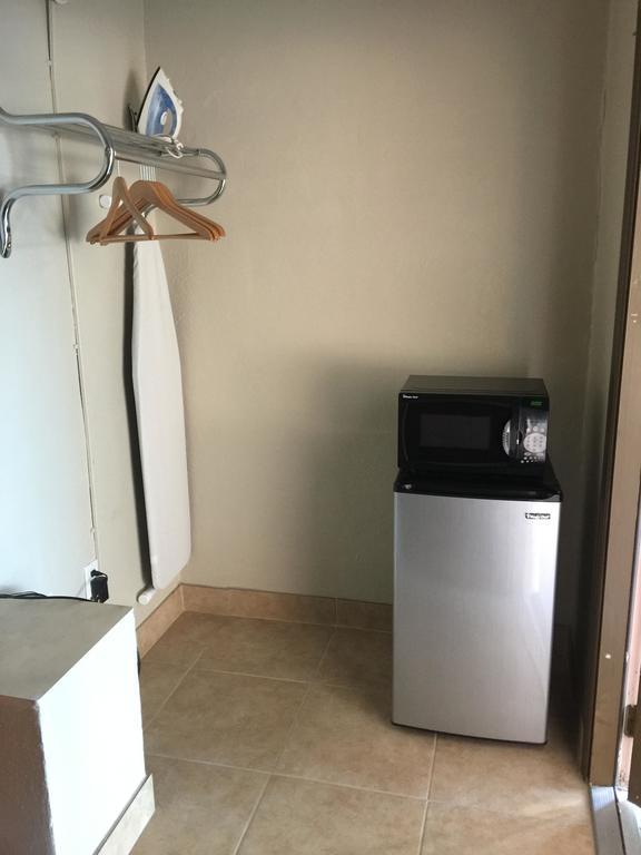 Campbell Motel Кокоа Экстерьер фото